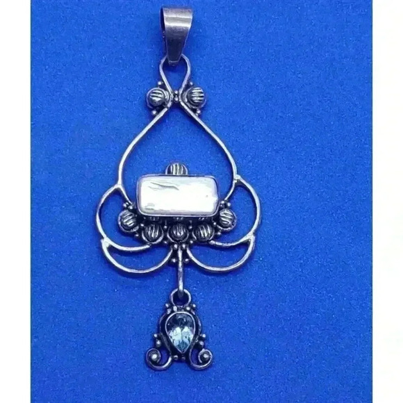 Vintage Jewelry - Vintage Pendant 925 Sterling Silver Genuine Pearl & Topaz Large Fancy